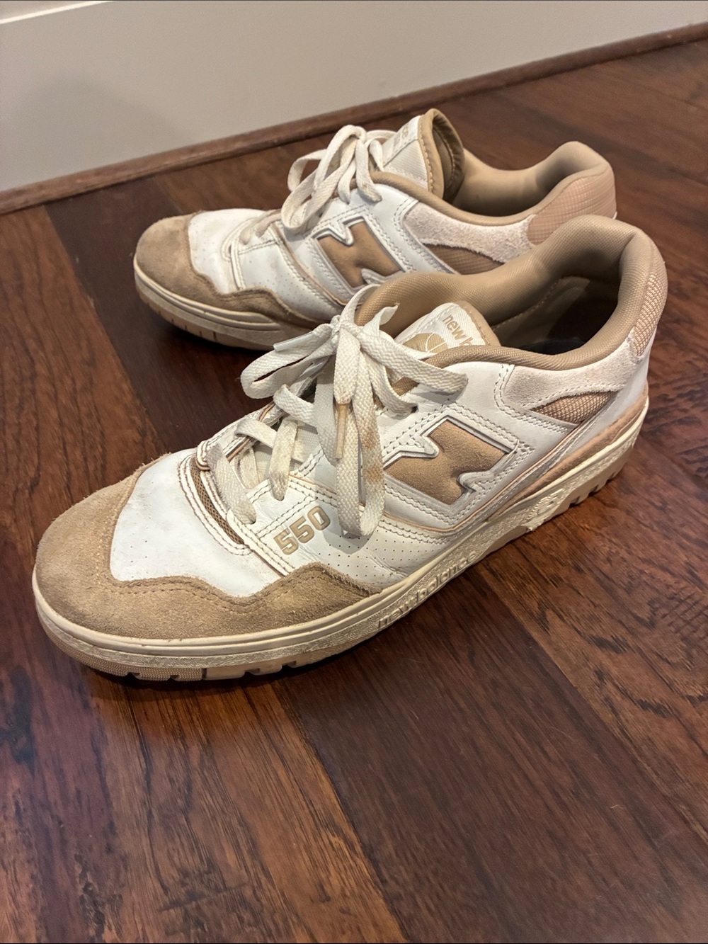 New Balance Men's 550 Sneakers in White and Tan
